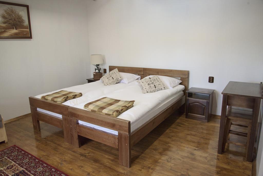 Guest House Zlateya Madara Ngoại thất bức ảnh